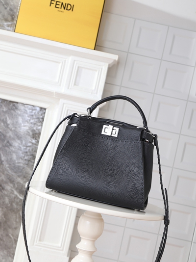 フェンディバッグ内部構造